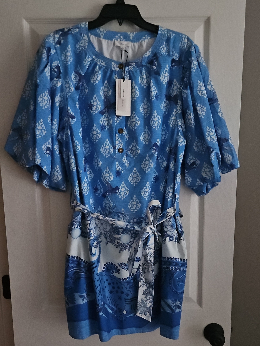 A Loves A Puff Sleeves Mini Dress: Blue/White Geo/animal Print: Size- X-Large